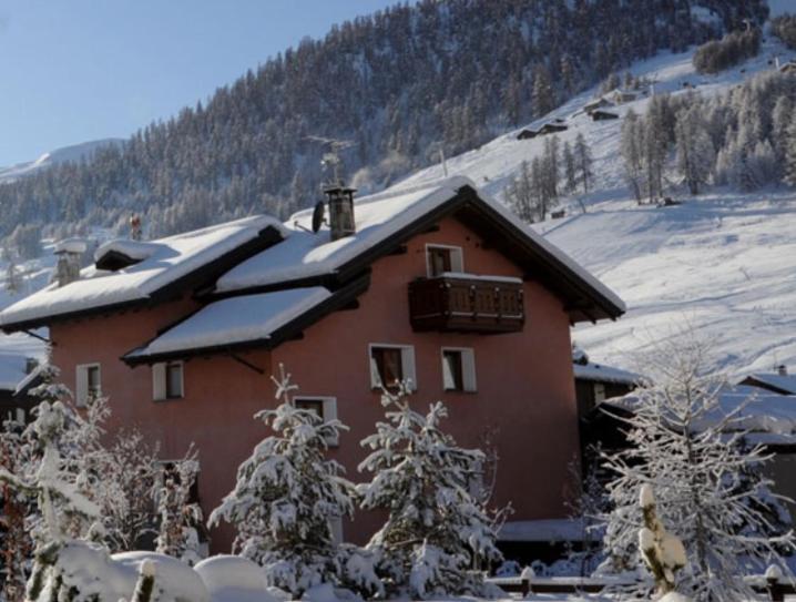 Casa Erica Apartments Livigno Exteriör bild