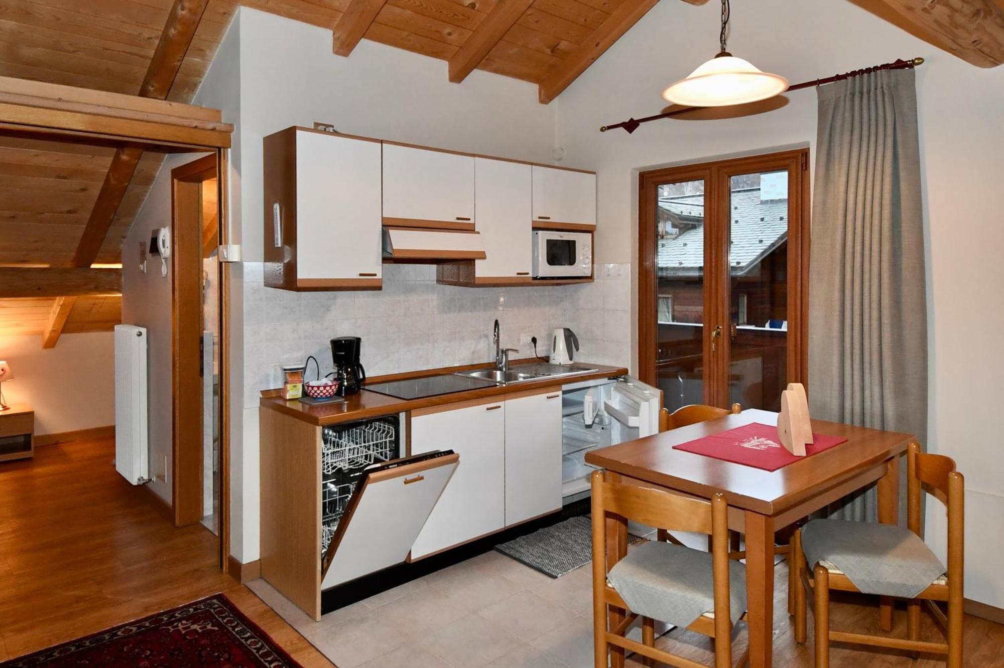 Casa Erica Apartments Livigno Exteriör bild